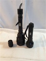 HQ Issued flashlight set with one extra lid