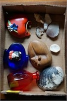 Rocks, Shells, & Décor