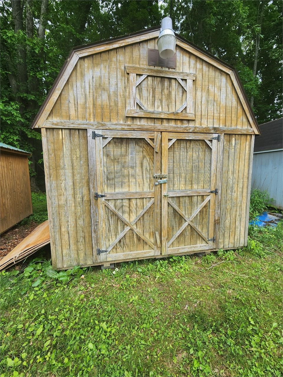 Barn Style Storage Unit  126 X 123 X 195