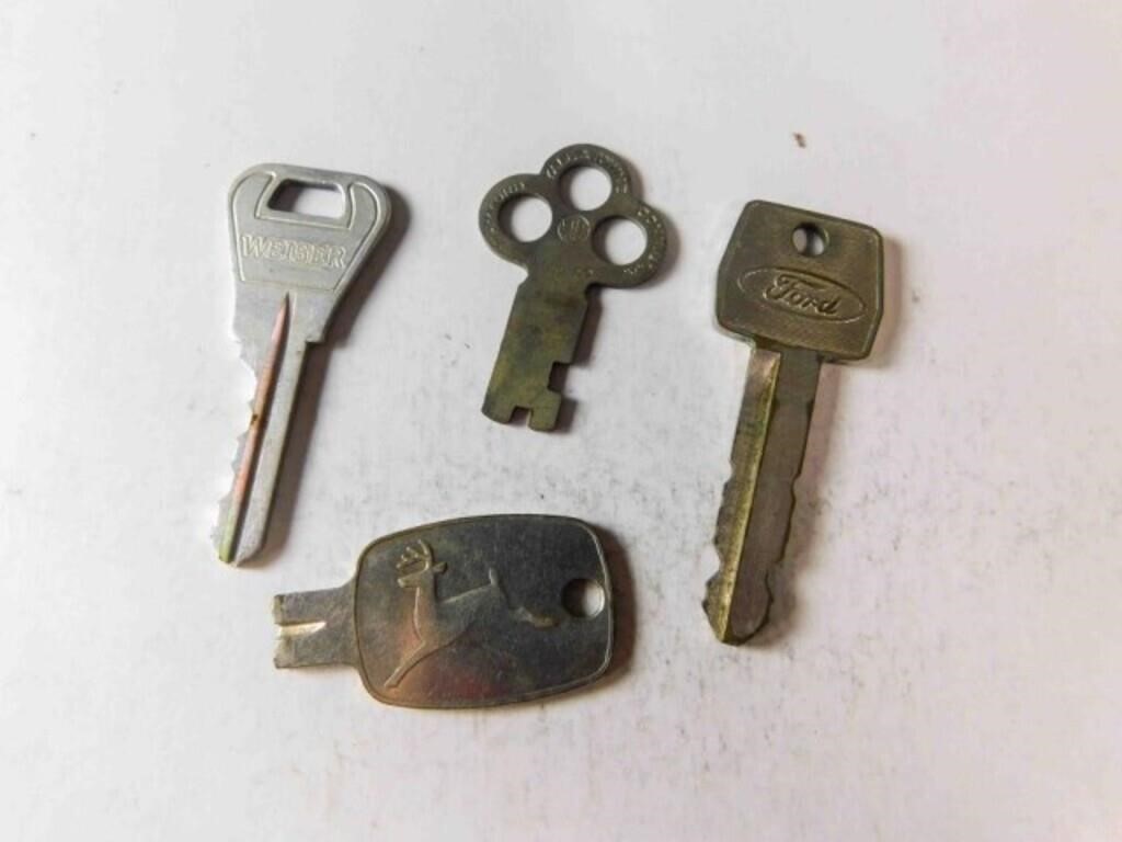 4 vintage keys Ford; Weiser; John Deere..