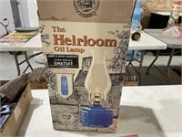 HEIRLOOM OIL LAMP IN ORIGINAL BOX