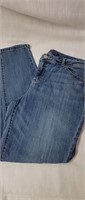 139. Simply Vera Wang women's sz 14 jeans