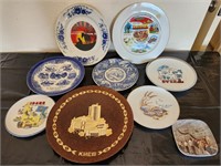 W - MIXED LOT OF COLLECTIBLE PLATES (H54)