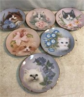 Petals & Purrs Collectable Plates Q12G