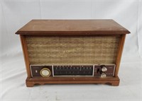 1963 Zenith Long Distance Am/ Fm Radio Model K731