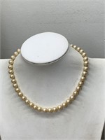 VINTAGE 1976 PEARLESQUE NECKLACE FROM MAUI