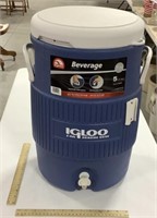 Igloo 5 gal. beverage cooler