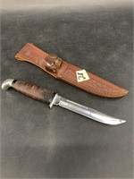 Case XX 16-5 hunting knife with stacked leather ha