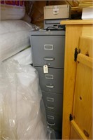 4 DRAWER METAL FILE CABINET PLUS VCR, SMALL