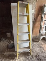 Louisville Fiberglass Ladder