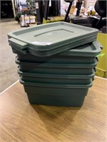 (4) Rubbermaid Totes w/ Lids