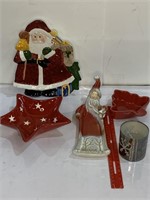 Flat with (5) Christmas decor pieces