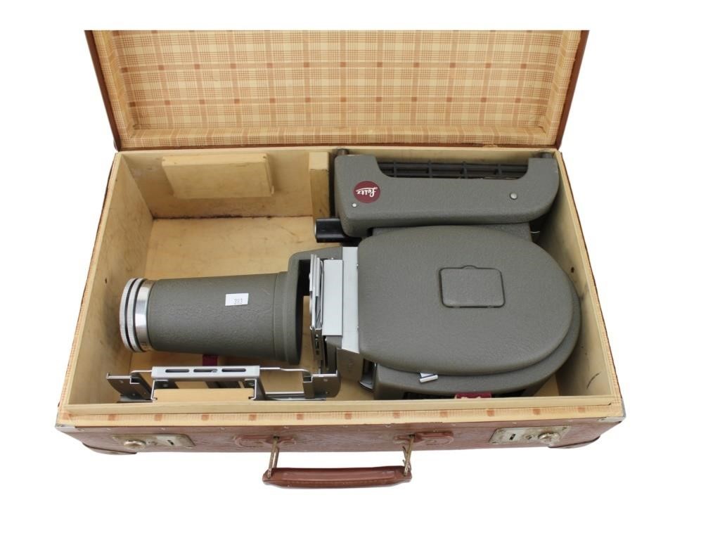 ERNEST LEITZ GMBH WETZLAR PRODO 66 PROJECTOR