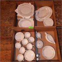 4 BL- GOLDEN HARVEST CHINA- PLATES, CUPS, SAUCERS>