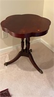 Mahogany Scalloped Candle Stand w/ Claw Feet
