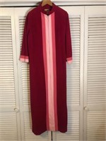 VINTAGE VANITY FAIR HOUSECOAT SIZE 14