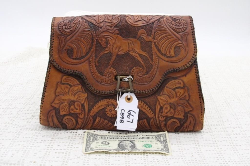 HORSE MOTIFF LEATHER PURSE NO STRAP