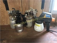 Lot of paint sprayers