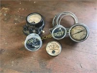 Lot of antique gauges