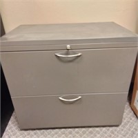 2 Drawer Metal File Cabinet 30"x29"x18.5"(R# 211)