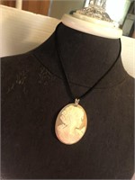 925 necklace with large pendant