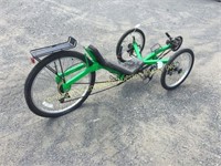 HAND POWERED TRIKE (GREEN)