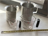 3 qt aluminum measuring cup, 1 1/2 qt aluminum
