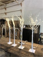 4- Lighted Aspen tree decor