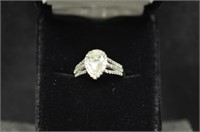 2.02cttw Pear cut diamond solitaire ring 14kt
