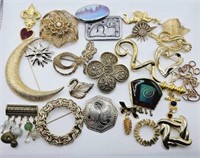 Brooches Brooches Brooches!