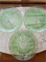 Set of 3 Green Tierra Glass Platters & Egg Tray