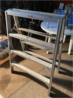 Step Ladder 36" Wide - 4 Step