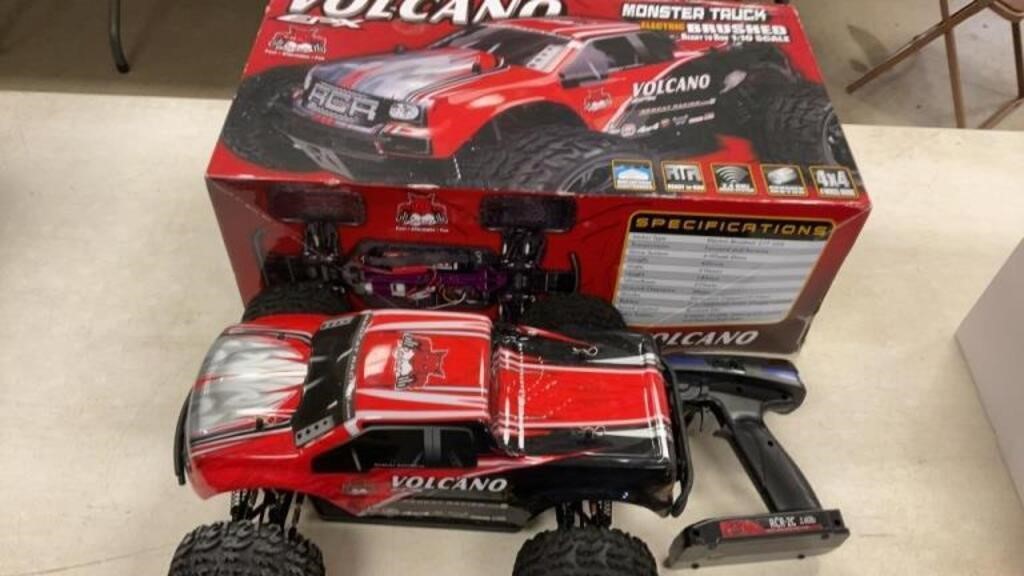Volcano 4wd truck, no charger