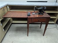 Singer Electric Sewing Machine 99K
