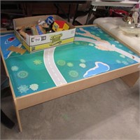 CHILDS PLAY TABLE W/ WOODEN TRAIN SET & ACC