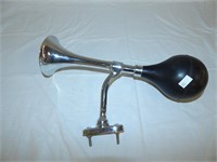 Antique Car Horn w/ Rubber Bulb & Bracket