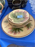 7 PC SET OF MAJOLICA WARE DESSERT PLATES