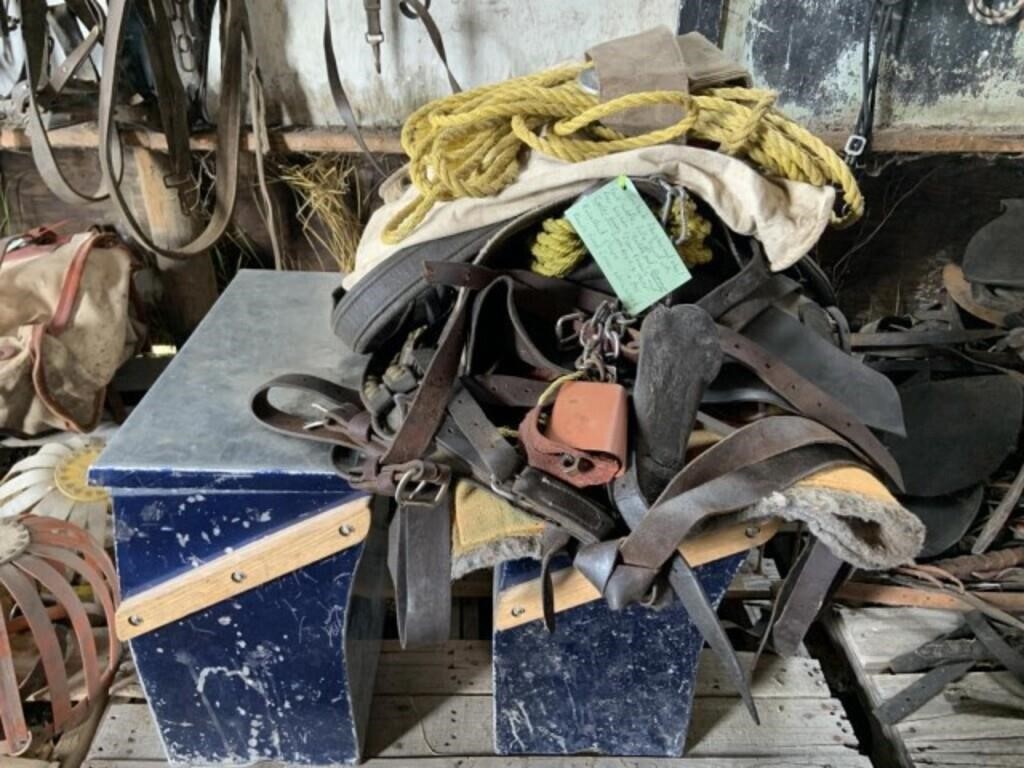 Sawbuck Fiberglass and Steel Pack Saddle c/w