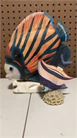 Hand painted fish on coral lot #1
Small fish has
