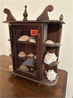 Decorative shelf with sea shells