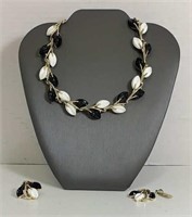 Earrings & Necklace Black/white Metal