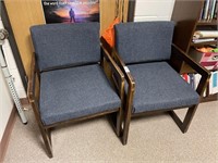 2 BLUE SITTING CHAIRS