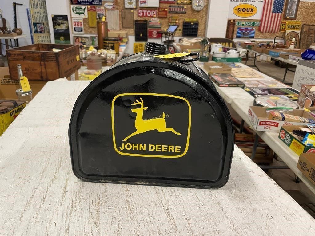 John Deere Oil Can