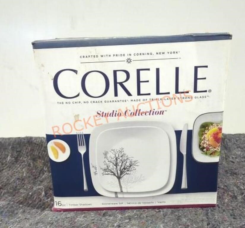 Corelle dish set