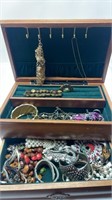 Jewelry Necklaces Brooches wood jewelry box lot