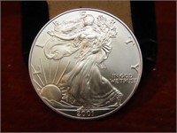 1-ounce silver .999 eagle round. 2001
