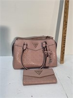Guess purse in bag- excellent condition