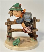 GREAT LARGE HUMMEL FIGURINE - RETREAT TO SAFETY