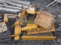 EXTRA PARTS for Gomaco Curb Machine Lot #122