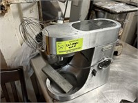 DELONGHI 20QT MIXER